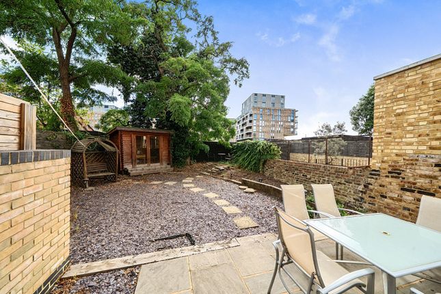 The Coach House, 128a, Brondesbury Road, London photo 3
