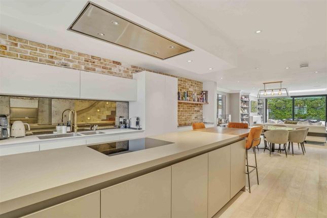 38, St. Dionis Road, London photo 2