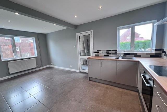 2, Gregory Avenue, Derby photo 5