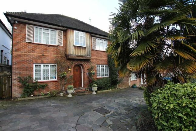 Detached house for sale in Beech Avenue, Oakleigh Park, London
