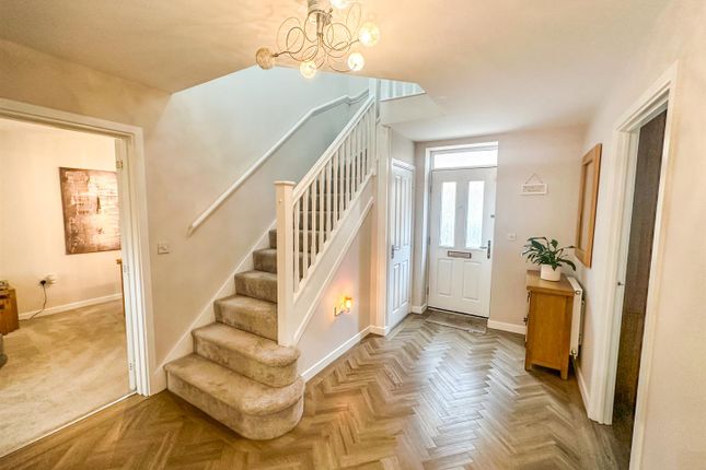 6, Ullswater Close, Corby photo 3