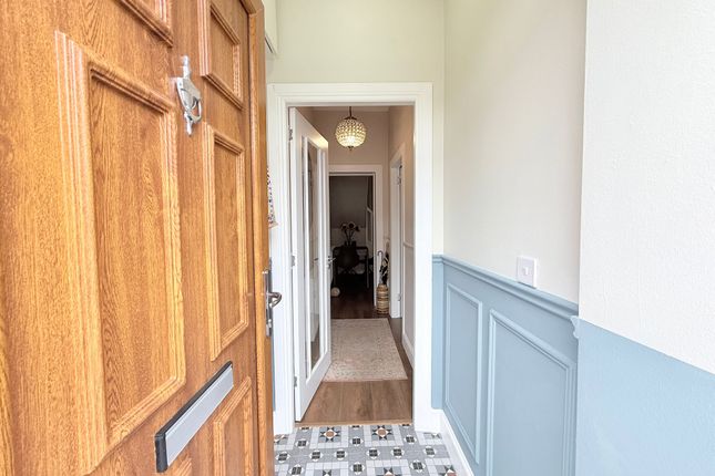 15, Steps Street, Stenhousemuir photo 2