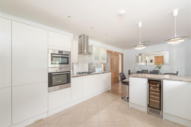 16, Riverside View, Kelso photo 2