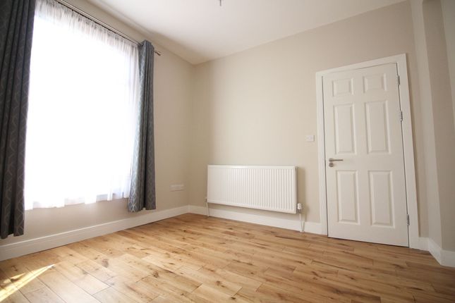75 Chester Road, Ilford photo 4