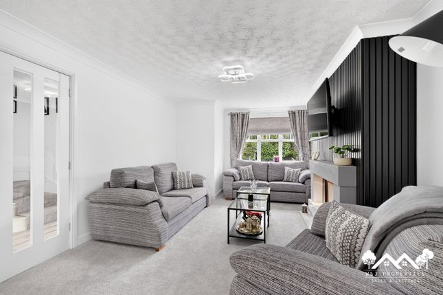 24, Simmons Way, Accrington photo 3