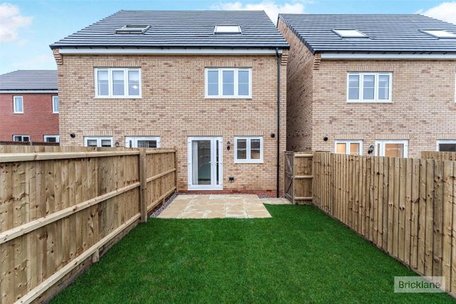 1, Bull Close, Bishops Stortford, photo 4