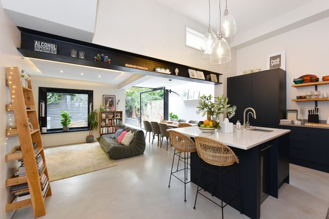 Thumbnail Terraced house for sale in Meynell Road, London