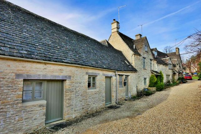 The Square Bibury Cirencester Gl7 1 Bedroom Barn Conversion To