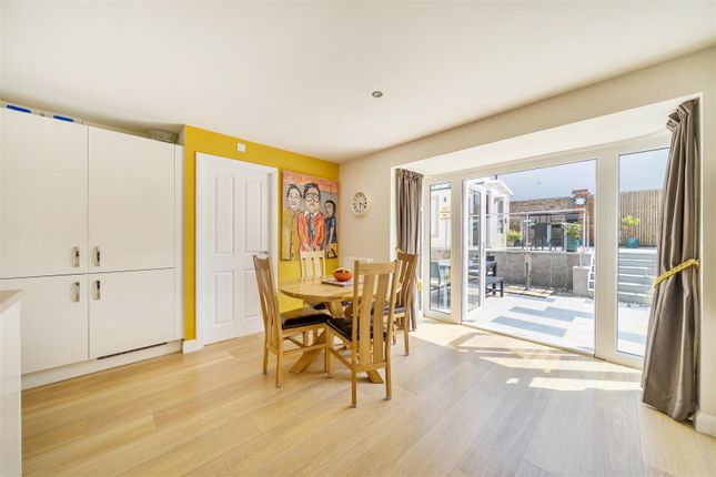 8, Orchid Close, Barnstaple photo 4