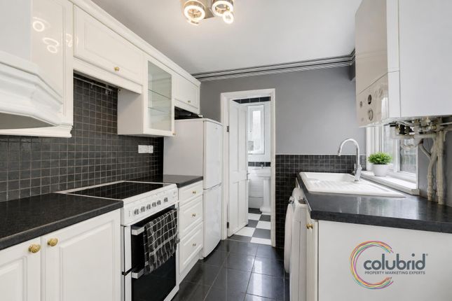 66, Salisbury Road, Grays photo 4