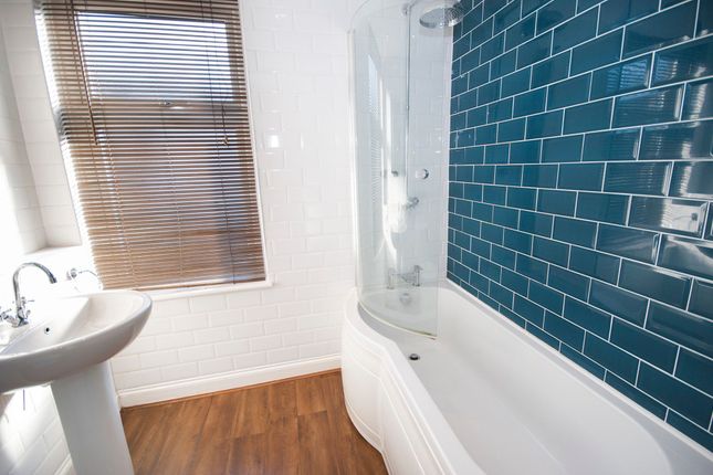 18 Joseph Street, Manchester photo 3