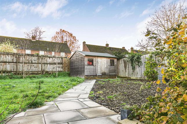 Semi-detached bungalow for sale in Rectory Road, Duxford, Cambridge