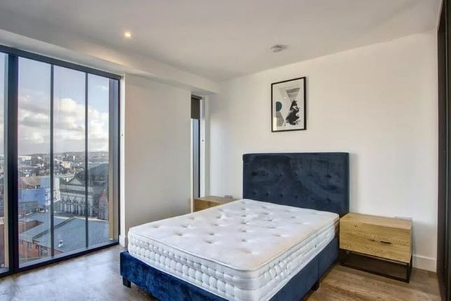 1204 Hadrians Tower, Rutherford Street, Newcastle Upon Tyne photo 4