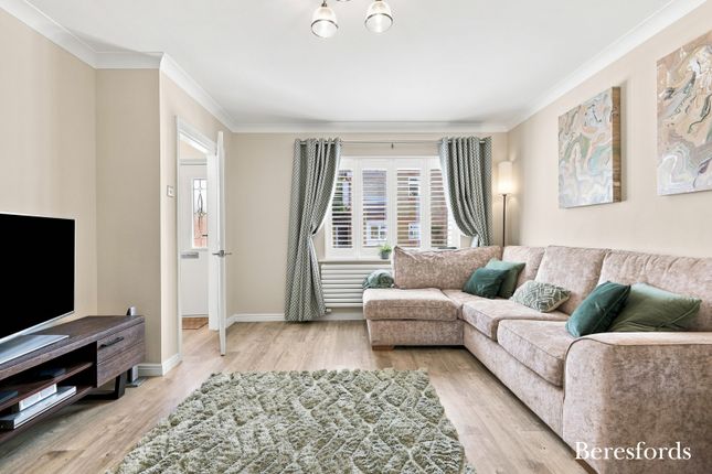 25, Quilters Drive, Essex photo 3