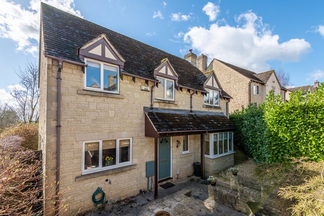 Thumbnail Detached house for sale in Robin Close, Stroud