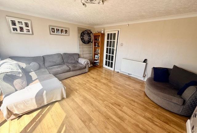 3, Brendon Road, Worthing photo 4
