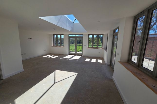 Farmhouse,Home Farm, Markfield Road, Leicester photo 2