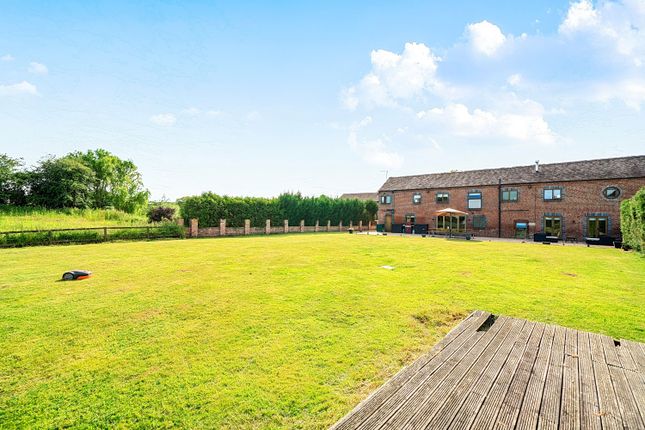 OAK VIEW, Broughall Farm, Broughall, WHITCHURCH photo 4