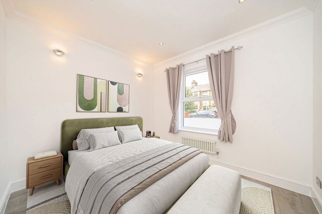 41, Fountain Road, London photo 4