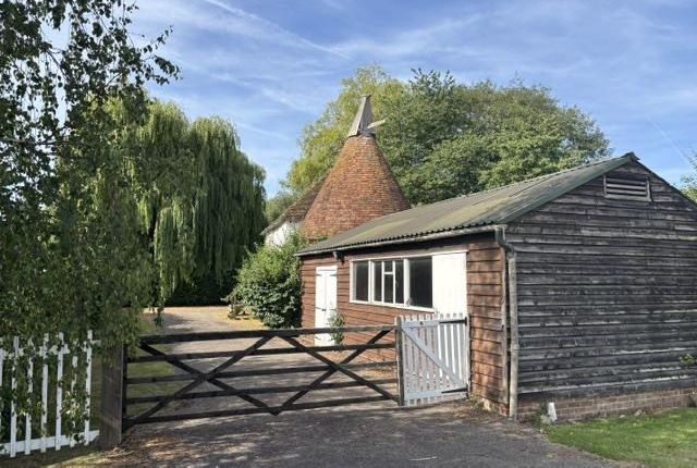 Water Lane Oast, Water Lane, Ashford photo 3