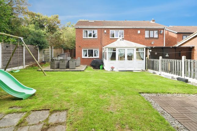 20, Stonegarth Close, Barnsley photo 4
