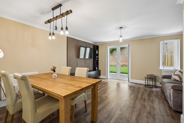 41 Singers Place, Bonnybridge photo 4