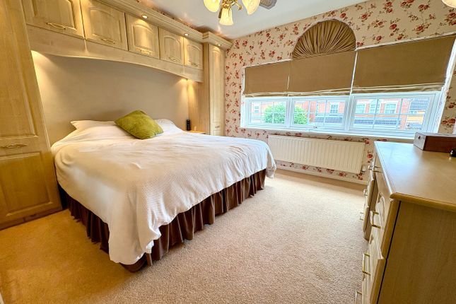 5, Bodycote Close, Leicester photo 4