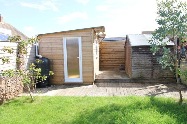 Semi-detached bungalow to rent in Crossmead, Woolavington, Bridgwater