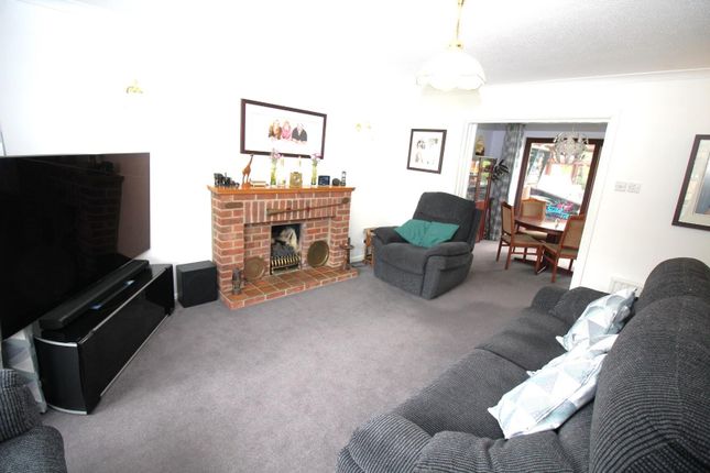 43, Lavender Close, Thornbury photo 3