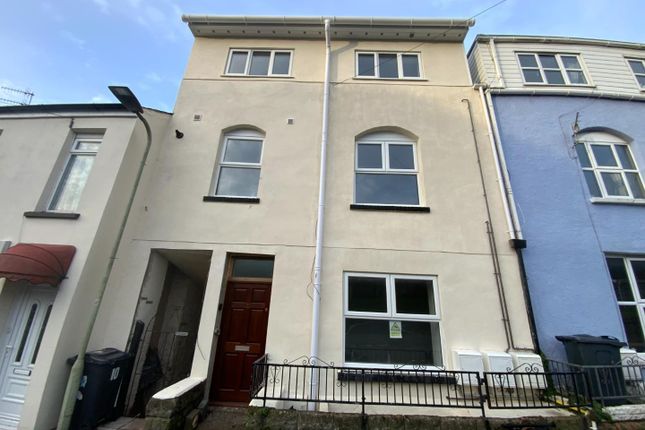 Thumbnail Flat to rent in Highfield Road, Ilfracombe