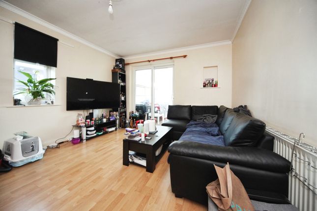 Stanton Road, Luton photo 4