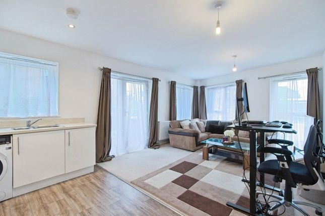 300, James Smith Court, Kent photo 4