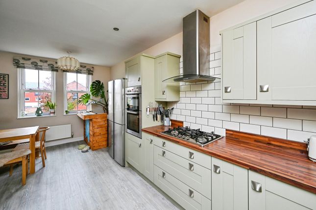 121, Castle Boulevard, Nottinghamshire photo 2