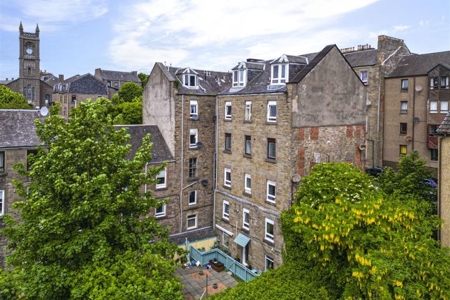 Thumbnail Flat for sale in Graham Place, Dundee