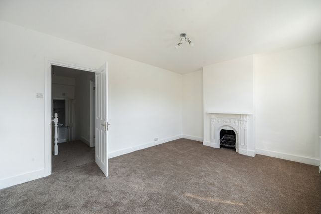 10, Exeter Road, Croydon photo 4