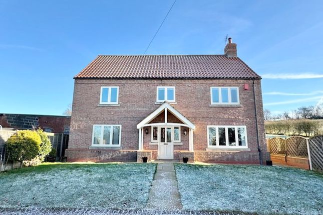 Detached house to rent in Brigg Road, Caistor, Market Rasen