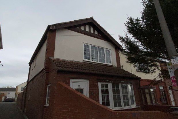 Thumbnail Property to rent in Manor Road, Doncaster