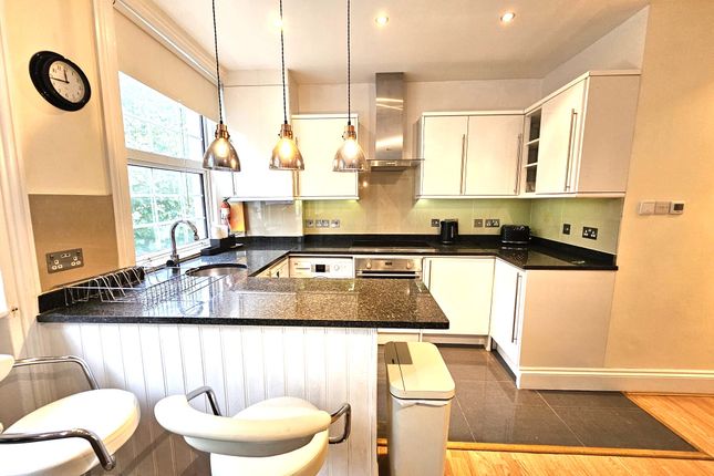 Copy Copy flat 4, 280, King Street, Chiswick photo 4