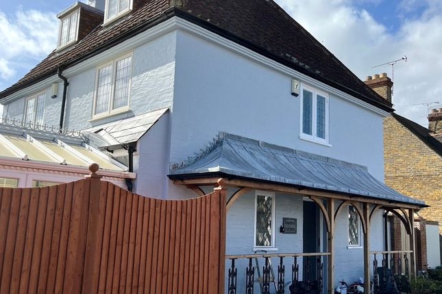 Thumbnail Detached house to rent in Hawksdown, Walmer