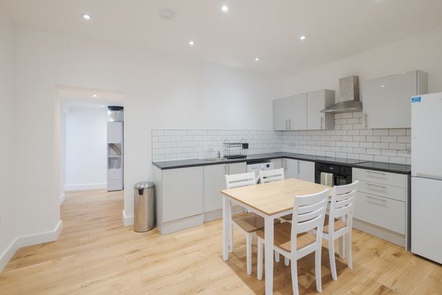1C, Drayton Park, London photo 3