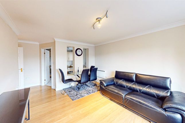 112, Hadfield Close, Rusholme photo 2