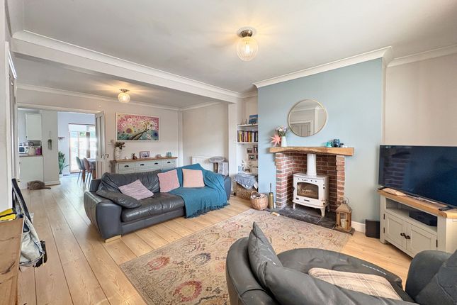 1 Ynysygerwn Avenue, Neath photo 3