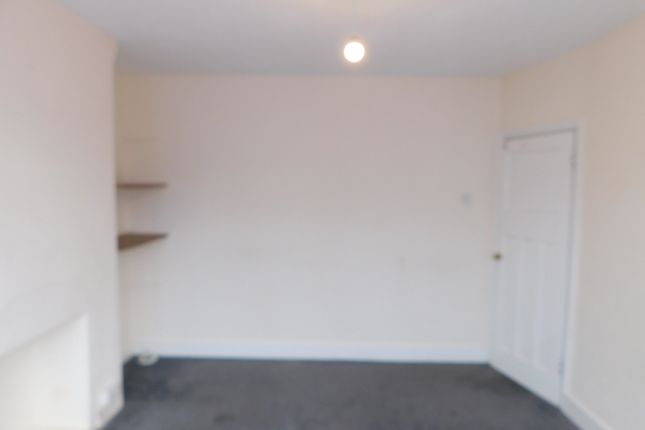 9, Hayhurst Road, Luton photo 5