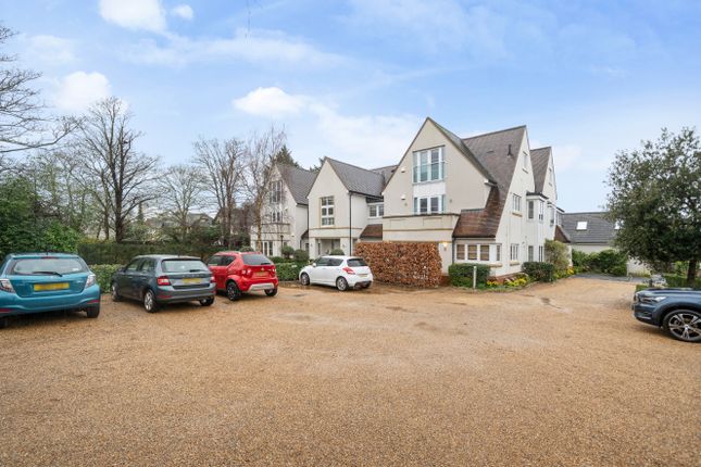 Flat for sale in Westbourne Place, Farnham, Surrey