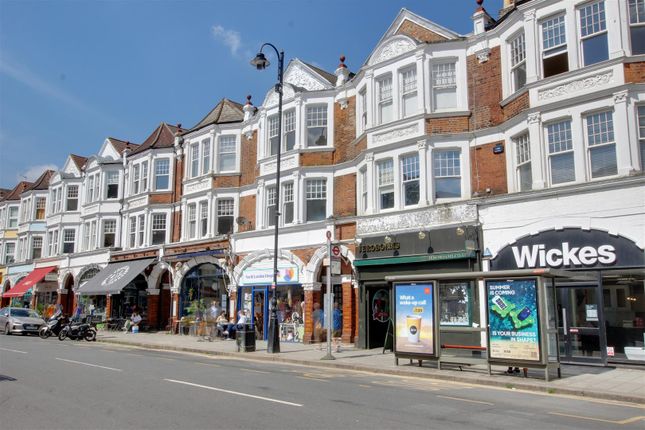 Thumbnail Flat to rent in Fortis Green Road, London