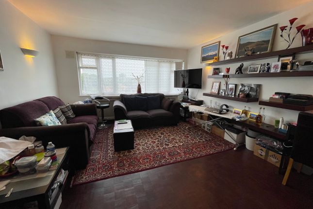 Richmond Court, Willesden Lane, London photo 3