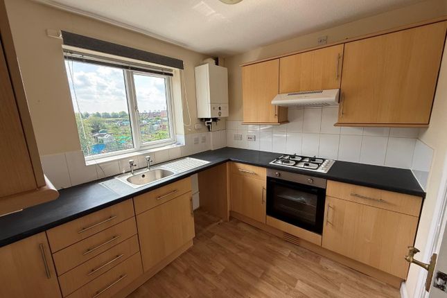 24, Henley Court, Gainsborough photo 3