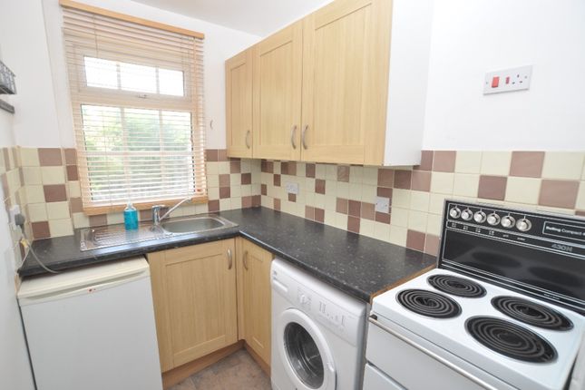 23, St Michaels Mount, Hitchin photo 2