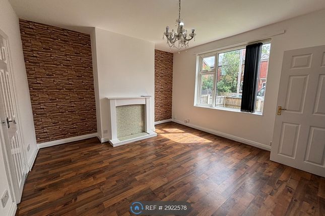 Kingfisher Drive, Bury photo 5
