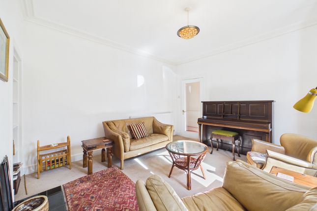 4, Mayfield Place, Coatbridge photo 4